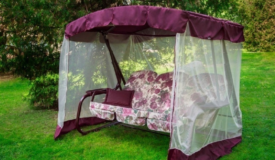 Качели с москитной сеткой