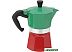 Гейзерная кофеварка Bialetti Moka Express Tricolor (3 порции) Гейзерная кофеварка Bialetti Moka Express Tricolor (3 порции)