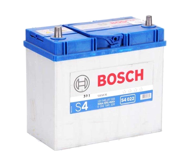 Автомобильный аккумулятор Bosch S4 022 545 157 033 (45 А/ч) JIS Автомобильный аккумулятор Bosch S4 022 545 157 033 (45 А/ч) JIS