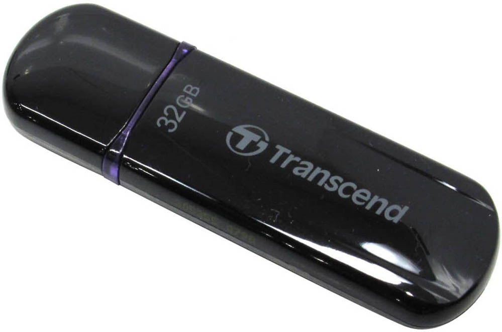 Флеш-память Transcend JetFlash 600 32 Гб (TS32GJF600) Черный Флеш-память Transcend JetFlash 600 32 Гб (TS32GJF600) Черный