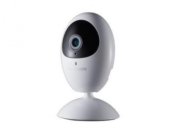 IP-камера Hikvision DS-2CV2U21FD-IW (2.8 мм) IP-камера Hikvision DS-2CV2U21FD-IW (2.8 мм)