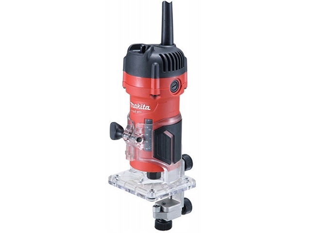Фрезер Makita M3700 Фрезер Makita M3700