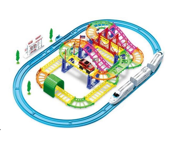 Автотрек и железная дорога Huan Nuo Happy Train (888-24) Автотрек и железная дорога Huan Nuo Happy Train (888-24)