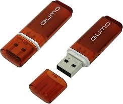 Флешка QUMO Optiva <QM16GUD-OP1-Red> USB2.0 Flash Drive 16Gb (RTL) Флешка QUMO Optiva <QM16GUD-OP1-Red> USB2.0 Flash Drive 16Gb (RTL)