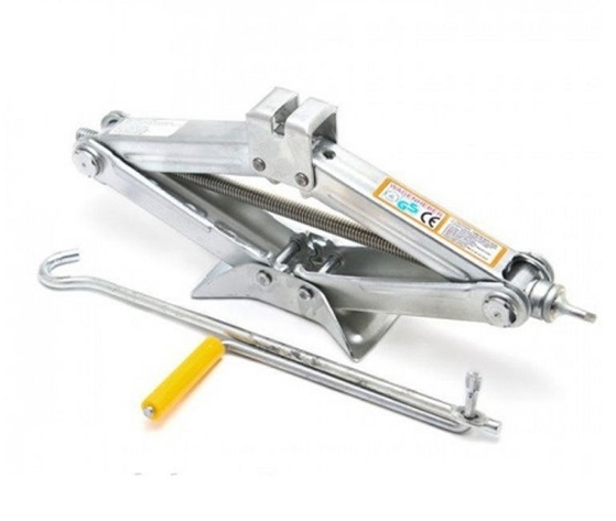 Ромбовый домкрат FORSAGE ST-105A 1.5т. Ромбовый домкрат FORSAGE ST-105A 1.5т.