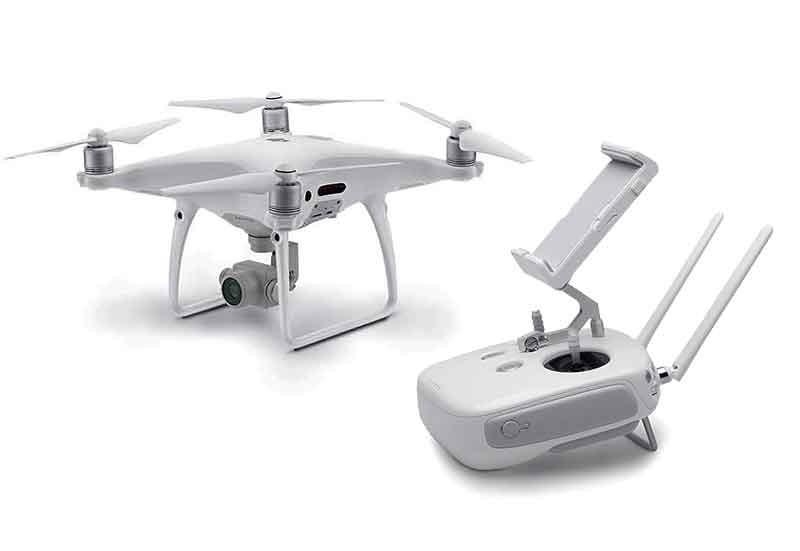 Квадрокоптер DJI Phantom 4 Pro Квадрокоптер DJI Phantom 4 Pro
